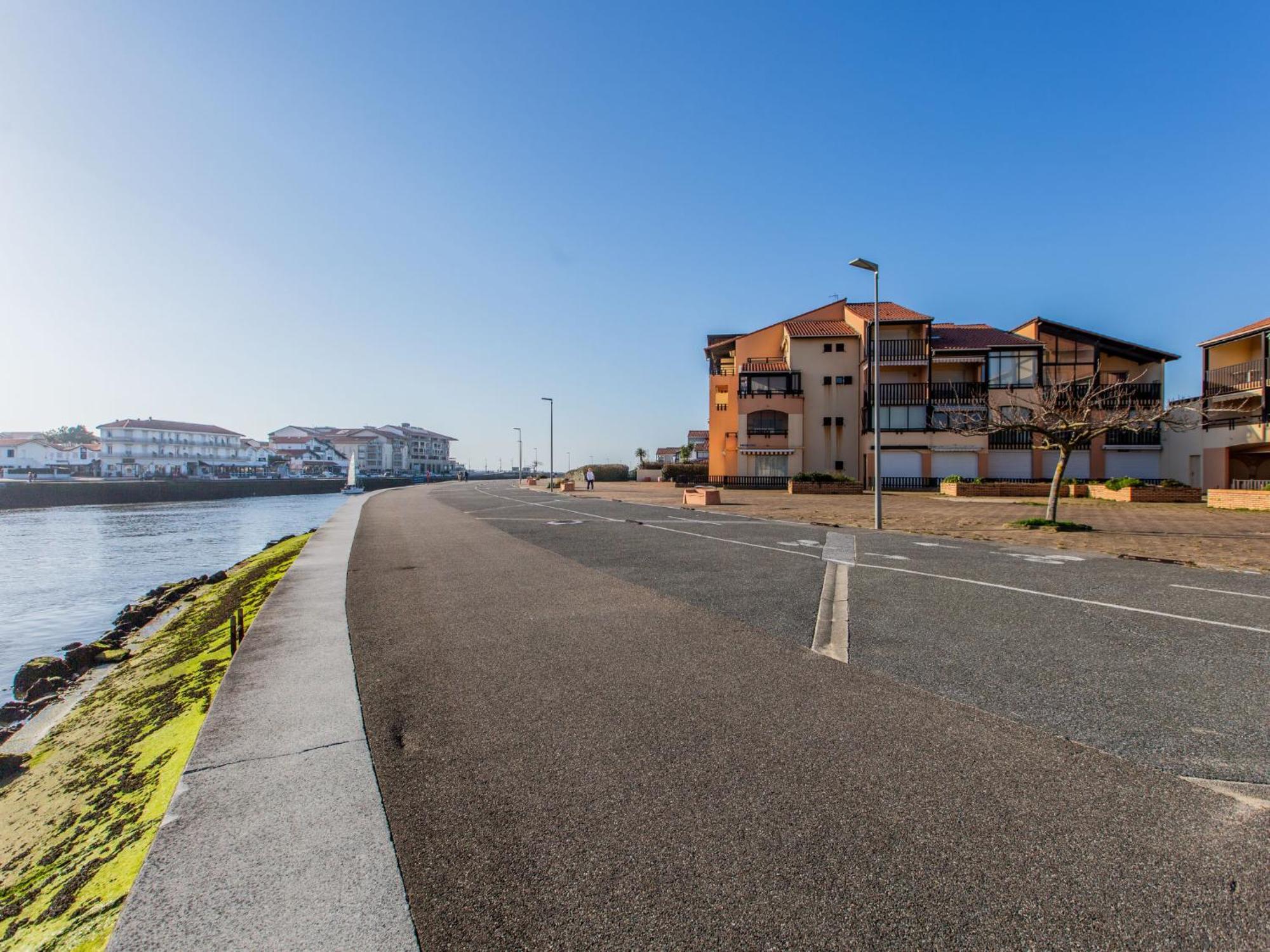 Apartment Les Terrasses Notre Dame Du Port-8 By Interhome กัปเบรอตง ภายนอก รูปภาพ